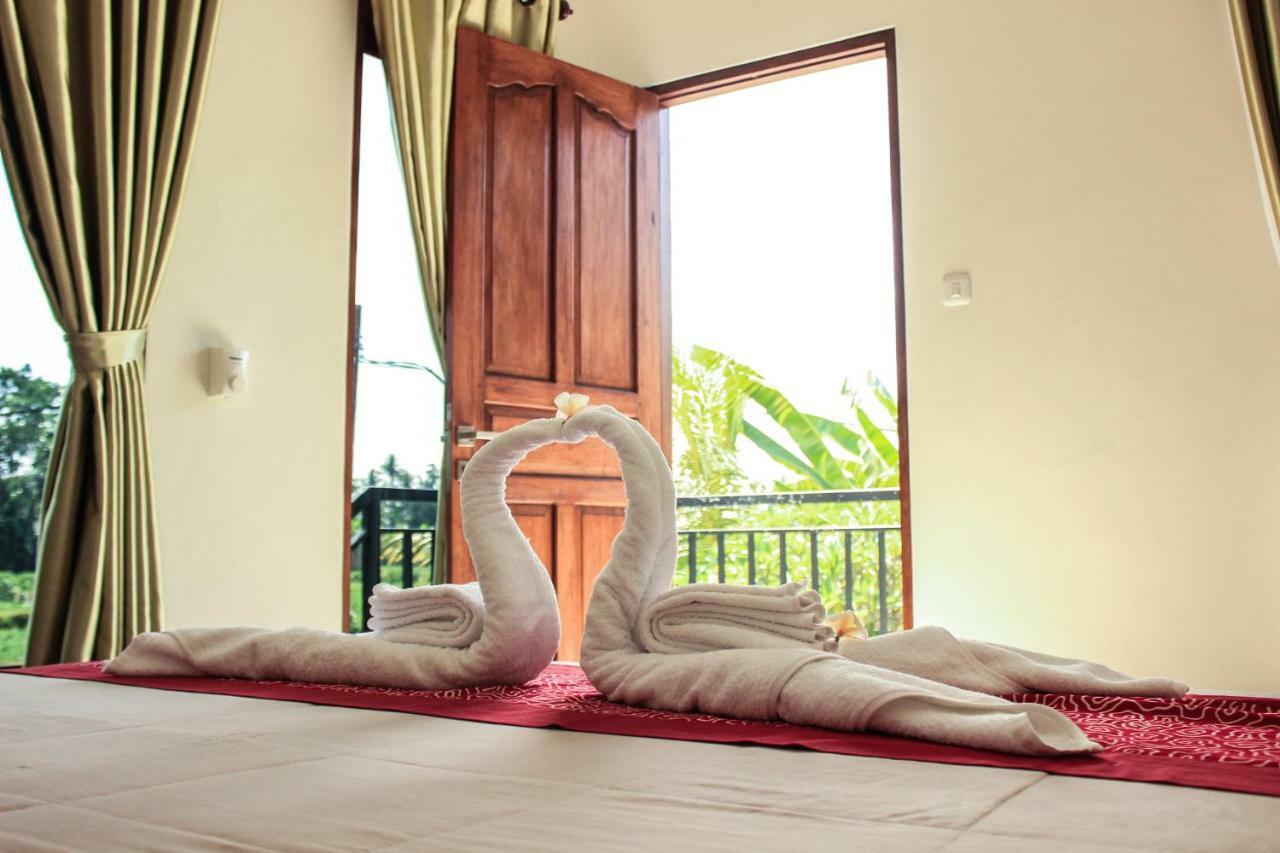 Ancut Sari Hotel อูบุด ภายนอก รูปภาพ